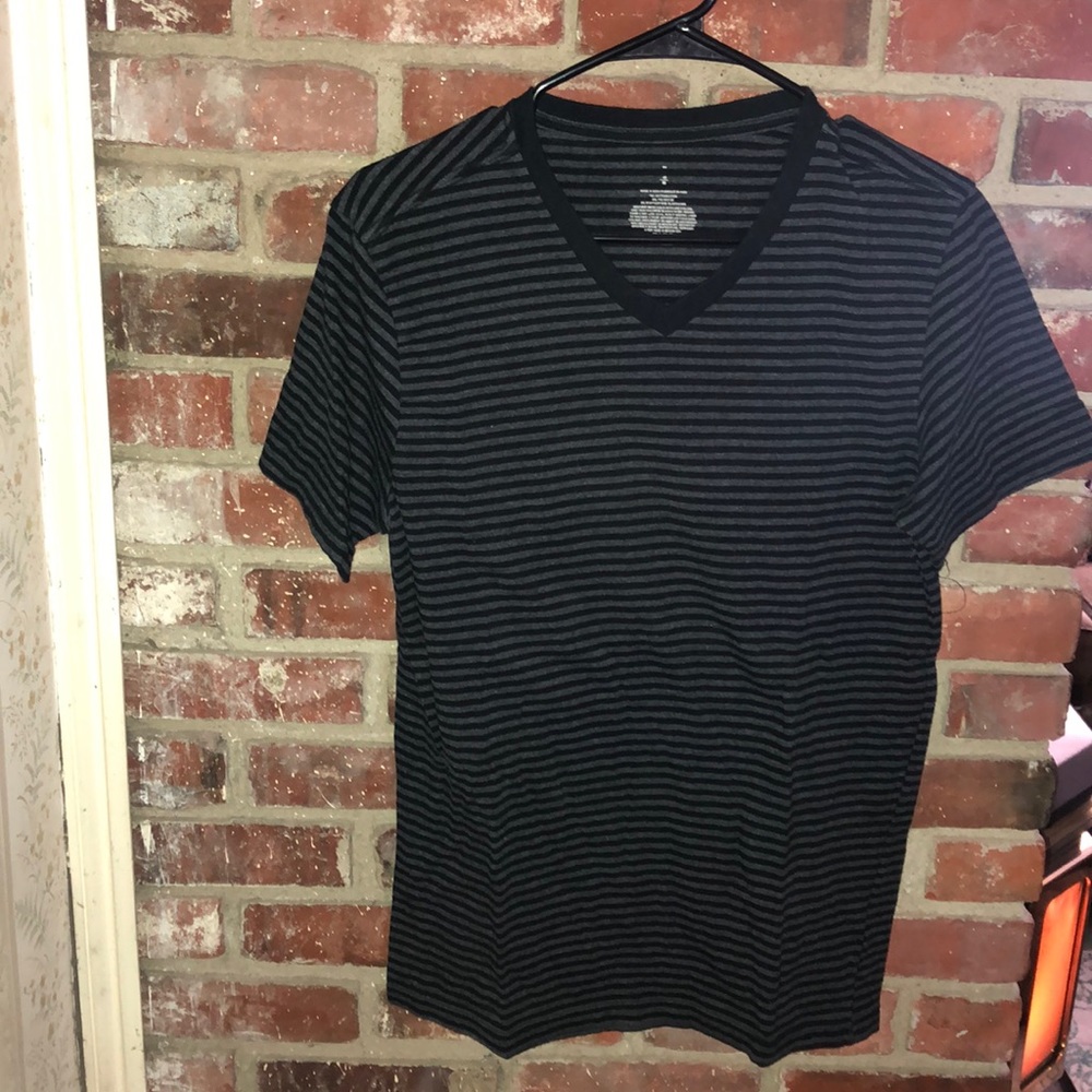 Express Stretch Fit V-Neck Tee